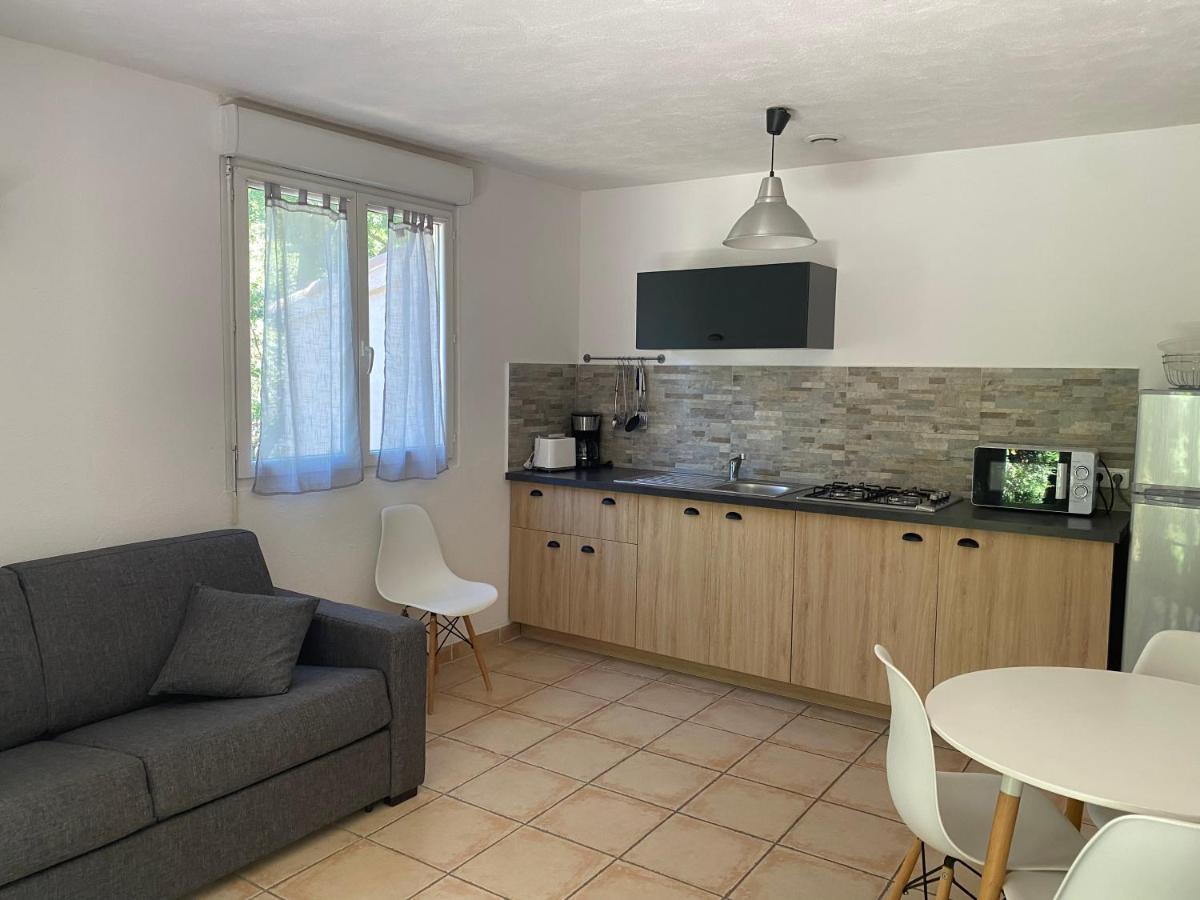 Perla Di Macchia 3*